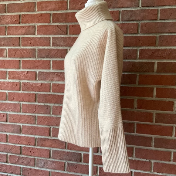 Pura Cashmere Fisherman Rib Knit Turtleneck Beige Sweater Size S NWOT - Picture 6 of 16